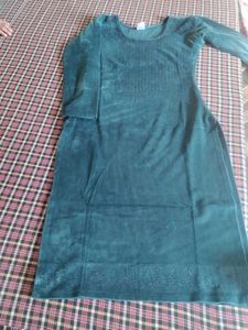 Teal Velvet Kurta Set with Embellishments