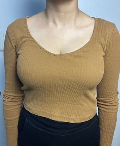 Ribbed Long Sleeve V-Neck Top