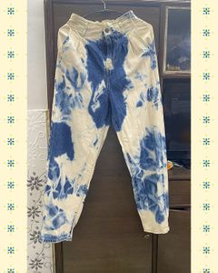 Tie-Dye High-Waisted Jeans