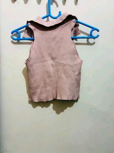 Ribbed Collared Sleeveless Top