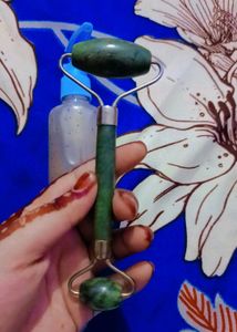 body lotion and roller combo