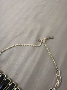 Elegant Black Stone Gold Tone Necklace