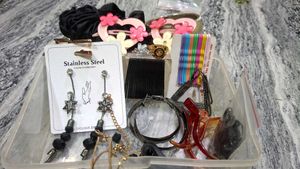 Assorted Hair Accessories &amp; Jewelry Set