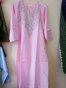 Beautiful Pink Embroidered Kurta