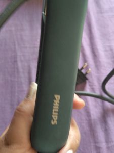 Phillips Iconic Keratin Straightener