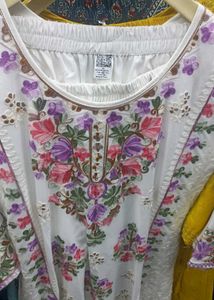 Elegant Embroidered  Kurti set