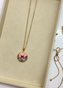 Floral Pearl Pendant Necklace