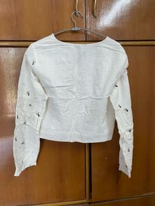 white cotton top