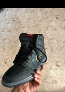 Air Jordan 1 High OG Black Gold