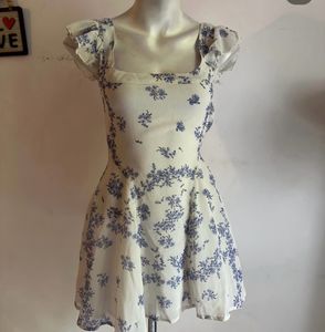 Princess Polly Mini Floral Dress with tag