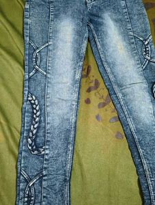 Stylish Blue Denim Jeans 2