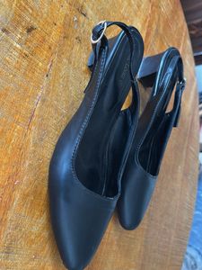 Marc Loire Black Slingback Heels