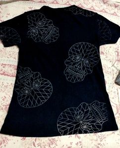 Trending Black Causal Tshirt For Men