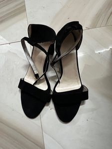 Black High Heels Fit To Feet Size  22-23 Inch