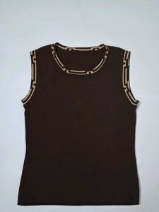 Sleeveless Brown Knit Top