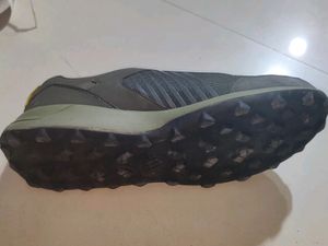 Adidas men's casual shoes. No Offered Coins. unuse