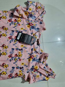 Trendy Pink Flowers Top