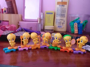 Cute Tweety Bird Figurines Set