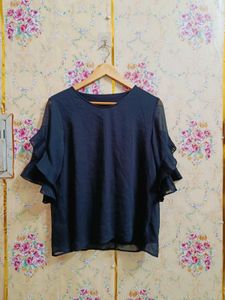 Chic Black Ruffle Sleeve Blouse