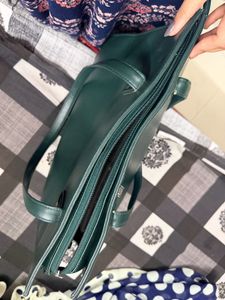 new classy green solid pu tote bag