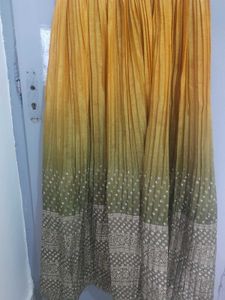 Unique Green &amp; Gold Kurta Dress
