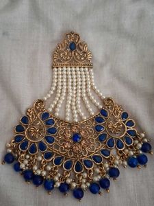Exquisite Pearl &amp; Blue Stone passa