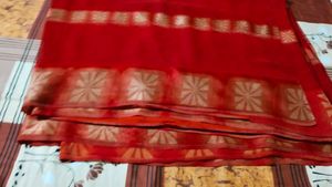 dark red joint sari