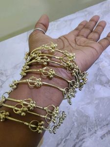 Gold-Toned Bangle Set