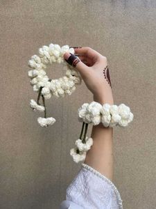 Crochet gajra