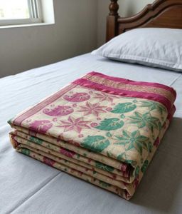 Bengal Taant Cotton Saree with Red Border