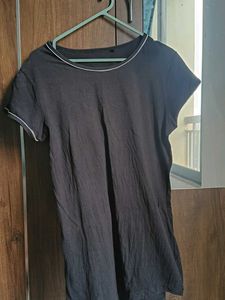 Classic Black T-shirt
