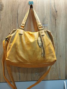 Mustard Yellow Shoulder Bag with Tassels💥