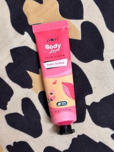 [4] Plum BodyLovin Hand Cream