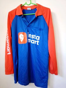 long-sleeved t-shirt for Swiggy Instamart.