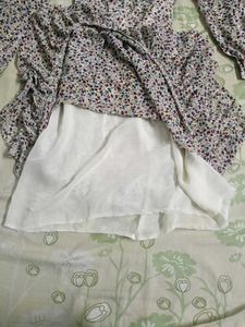 Floral Summer Dress with Ruffle Hem