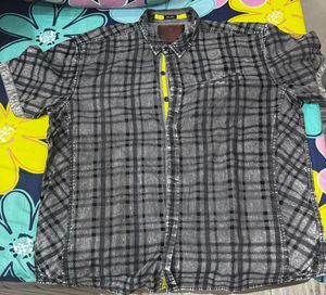 Men's Grey Plaid Short Sleeve Shirt