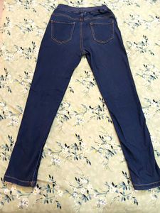 Stretchable Jeggings