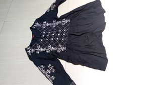 Beautiful Round Short Kurti 🖤