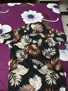 Casual Blsck &amp; Brown Floral Tshirt