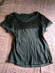 Chic Black Lace Trim T-Shirt