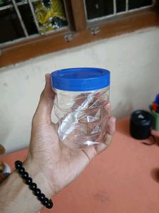 20 pieces kitchen storage plastic containers.
