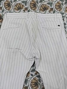Max Jeans White Pinstripe Pants