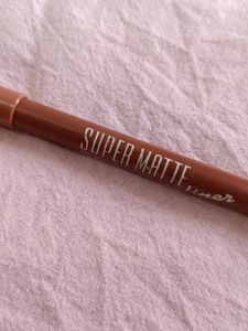 Super Matte Eyeliner