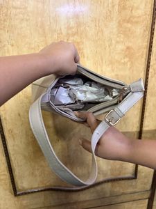shoulder bag