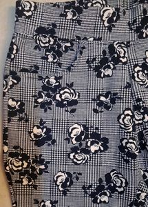 Chic Floral Plaid Pants