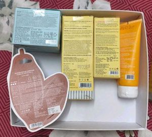 Dot &amp; Key Skincare Set - Vitamin C