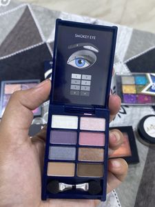 Versatile Eyeshadow Palette