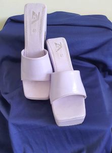 Stylish Lilac Platform Slides