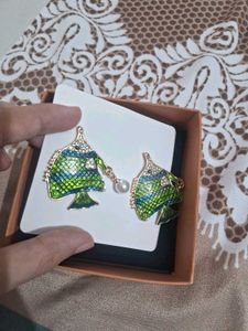 very cute and artistic fish 🐠 earrings