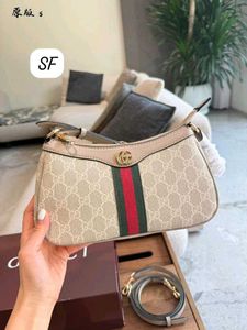 gucci  Shoulder Bag